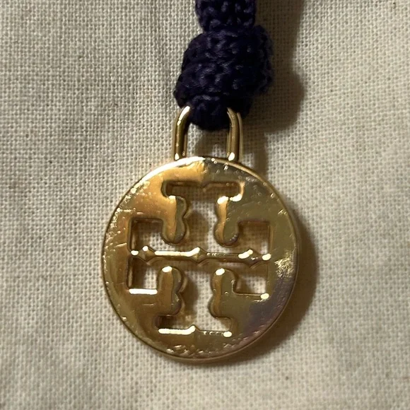 Tory Burch Large Dust Cover Bag - Picture 4 of 4